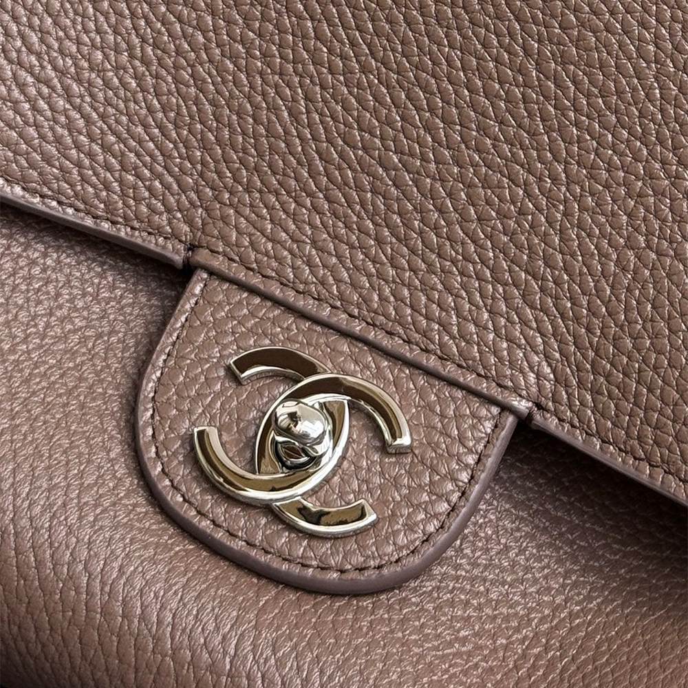 Ch**el Maxi Flapbag(HIGH-END GRADE)