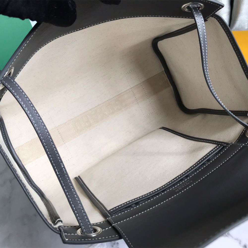 G09ard Rouette Souple Bag
