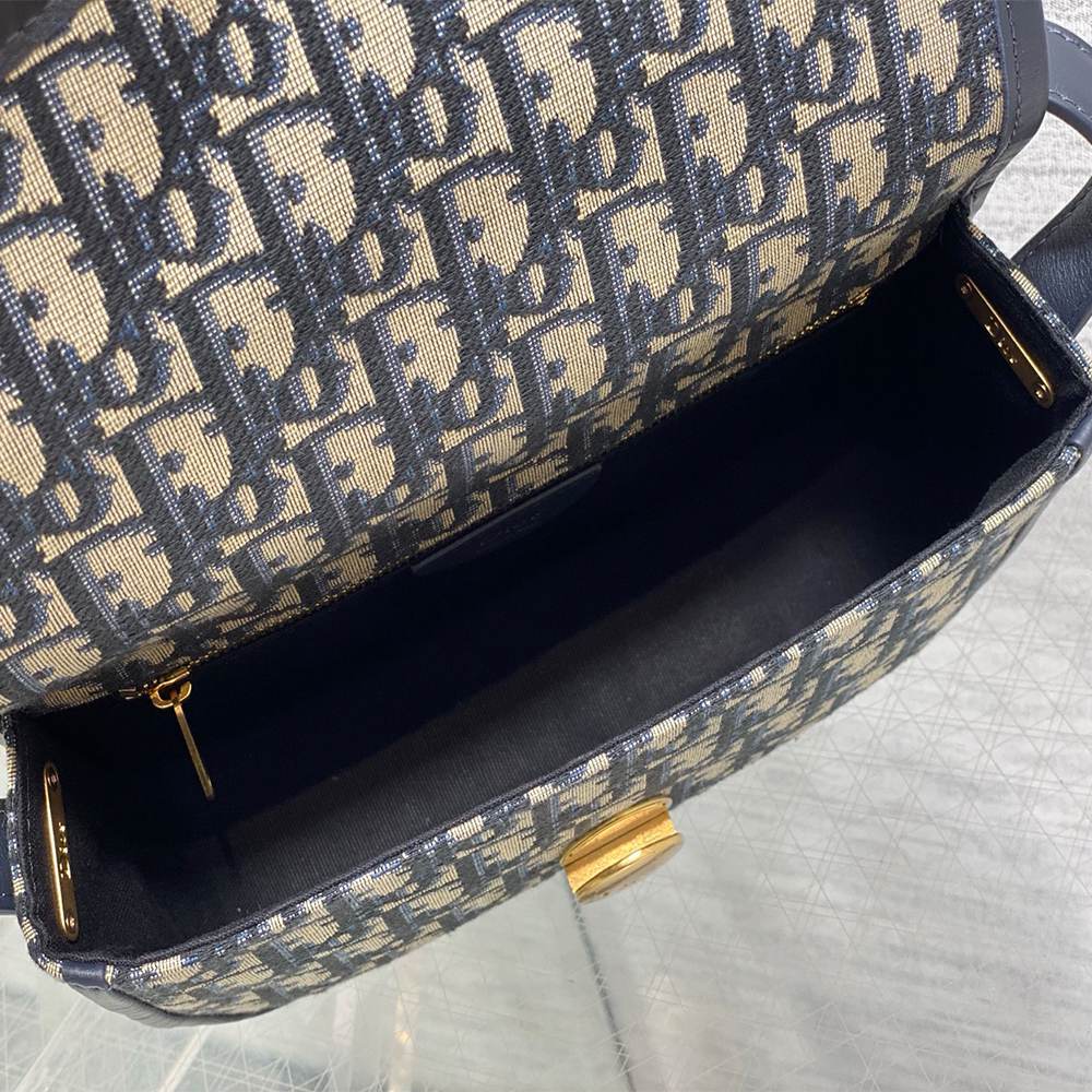 Medium D10r Médaillon Flap Bag(HIGH-END GRADE)