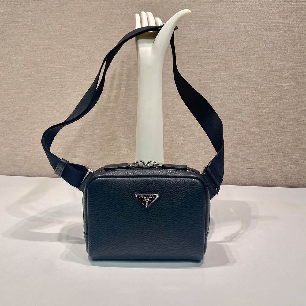 Pra*a Leather shoulder bag(HIGH-END GRADE)