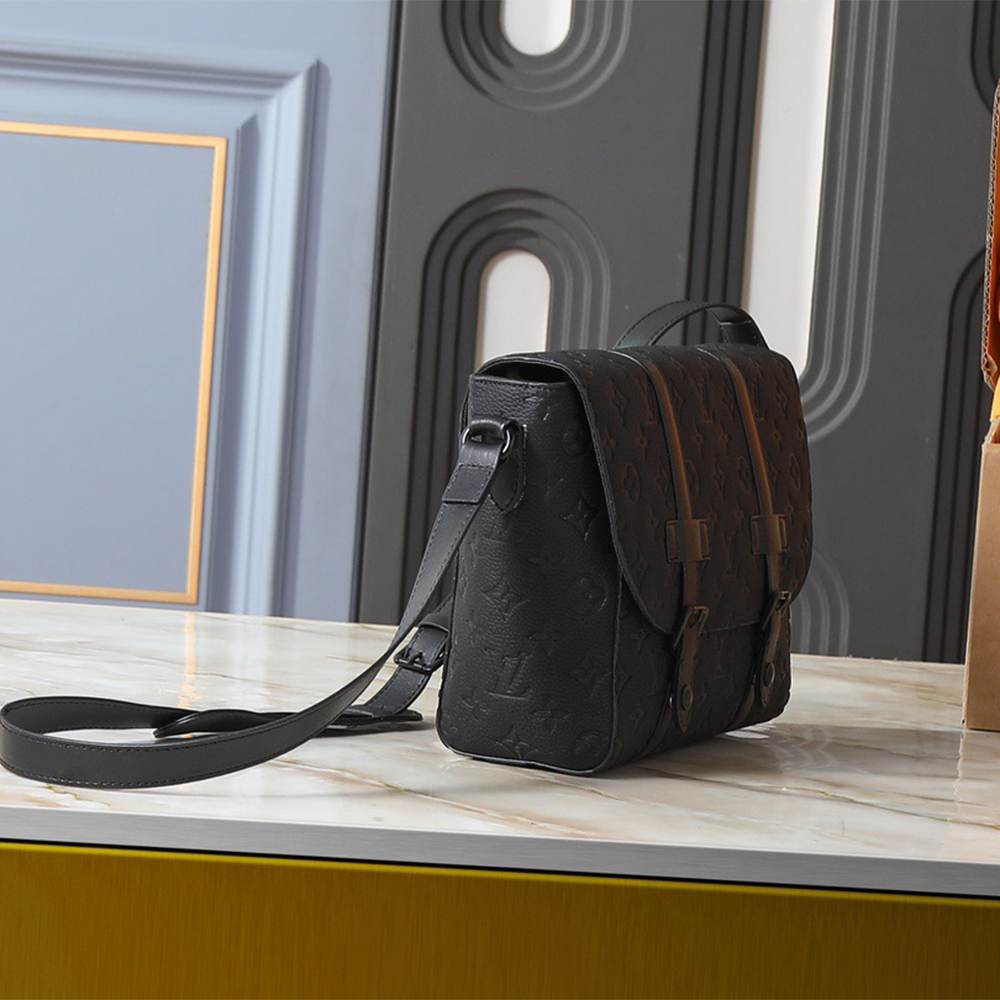 LV Christopher Messenger(HIGH-END GRADE)