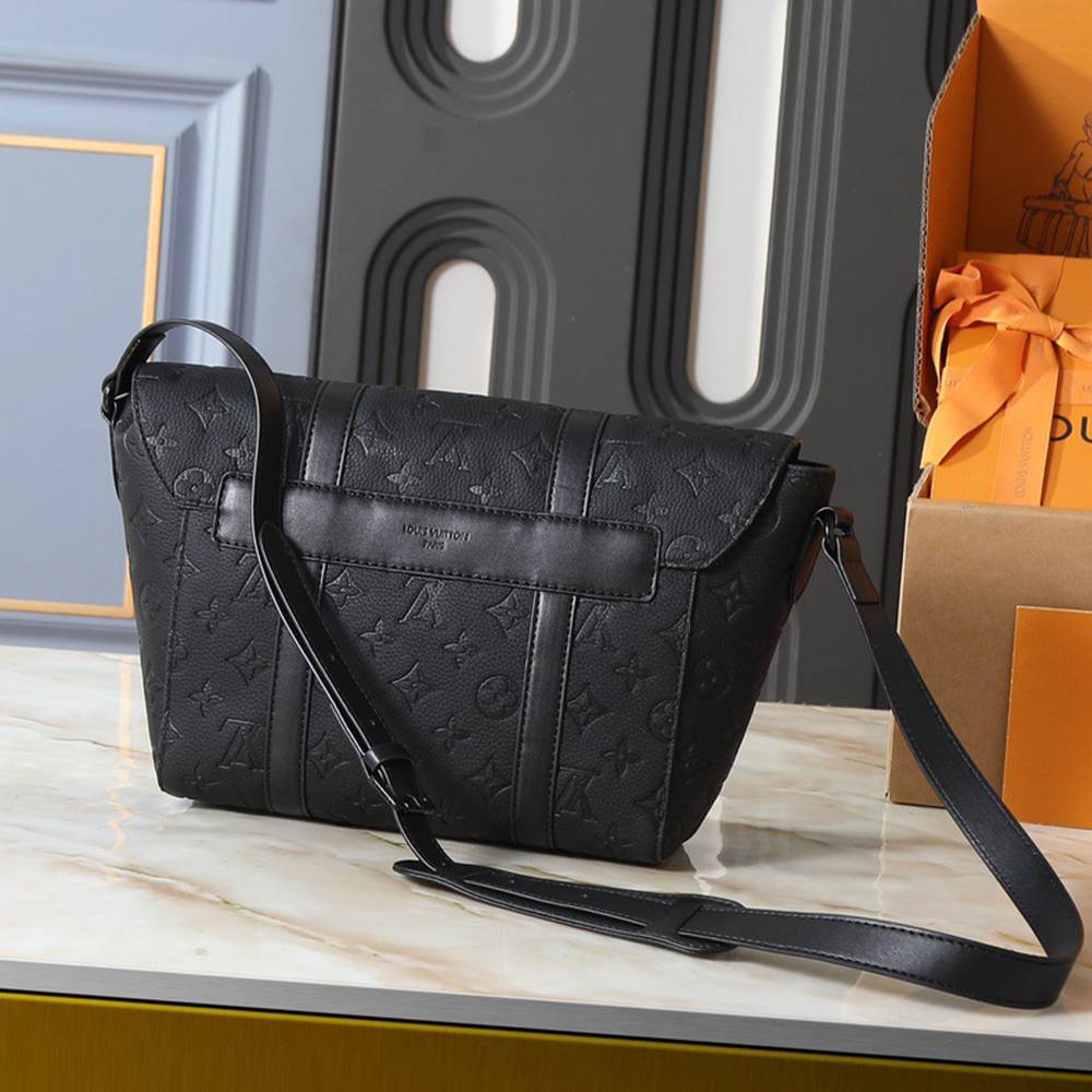 LV Christopher Messenger(HIGH-END GRADE)