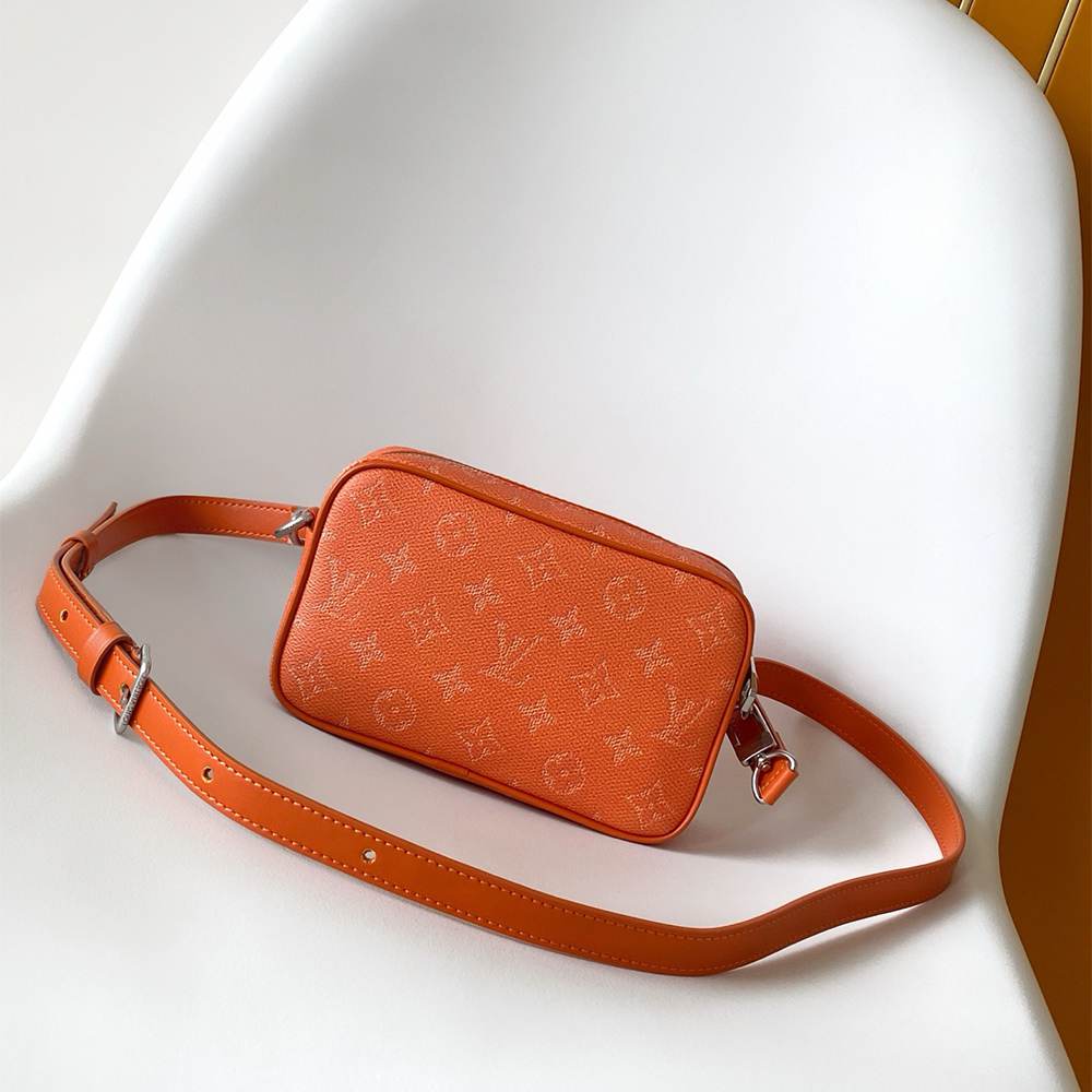 LV Trocadéro Wearable Wallet(HIGH-END GRADE)