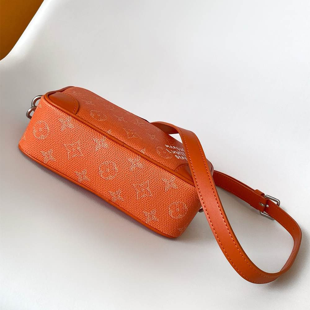 LV Trocadéro Wearable Wallet(HIGH-END GRADE)