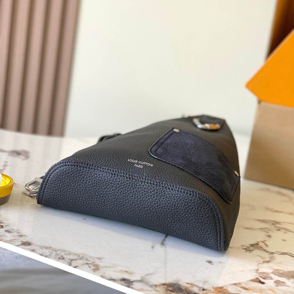 LV Delta Slingbag(HIGH-END GRADE)