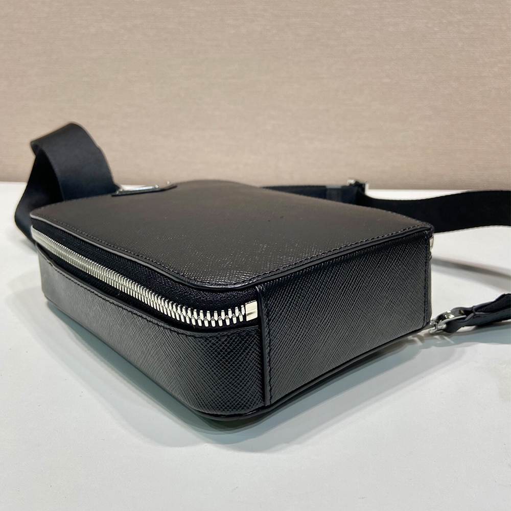 Pra*a Brique Saffiano leather bag(HIGH-END GRADE)