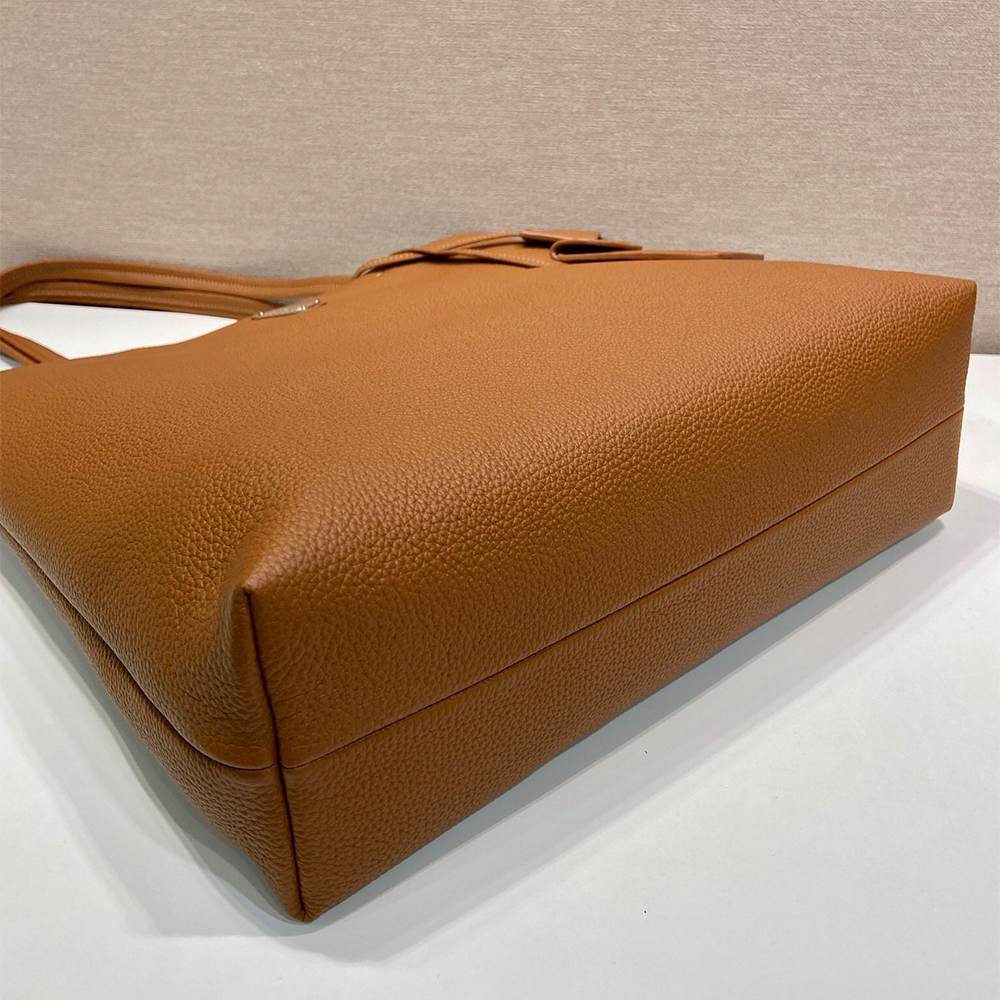 Pra*a Leather tote(HIGH-END GRADE)