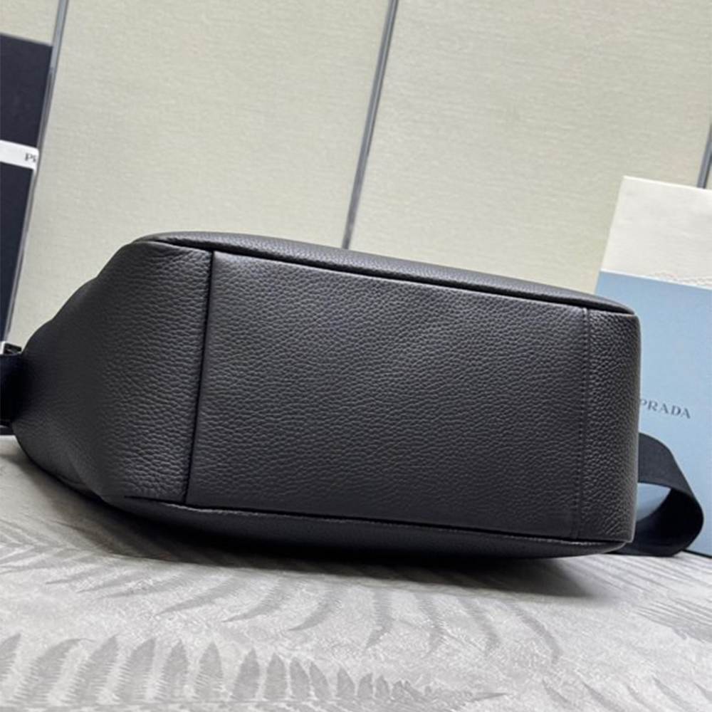 Pra*a Medium leather shoulder bag(HIGH-END GRADE)