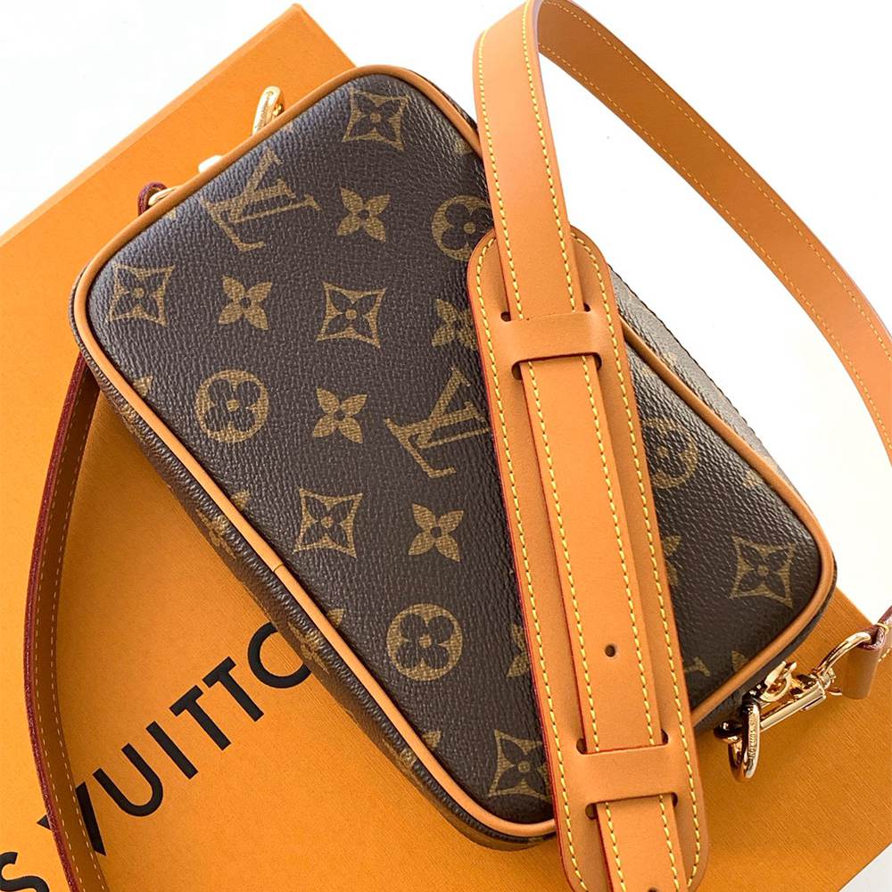 LV Trocadéro Wearable Wallet(HIGH-END GRADE)