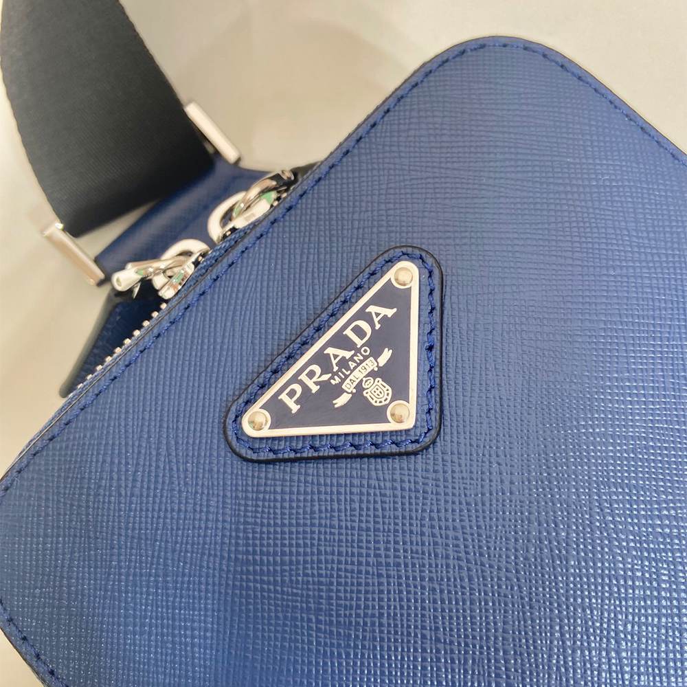 Pra*a Brique Saffiano leather bag(HIGH-END GRADE)