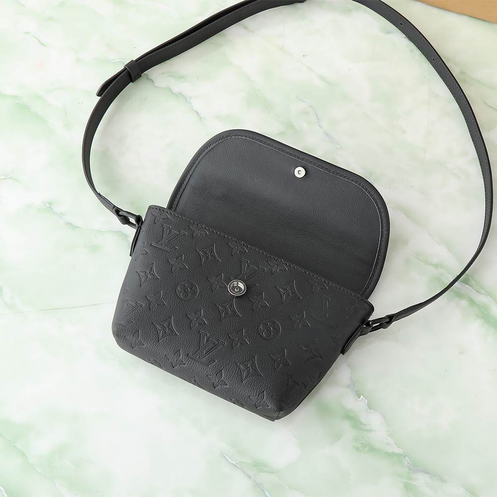 LV Pulse Wearable Wallet(HIGH-END GRADE)