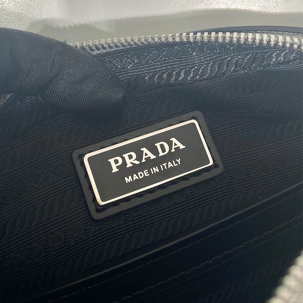 Pra*a Saffiano leather shoulder bag(HIGH-END GRADE)