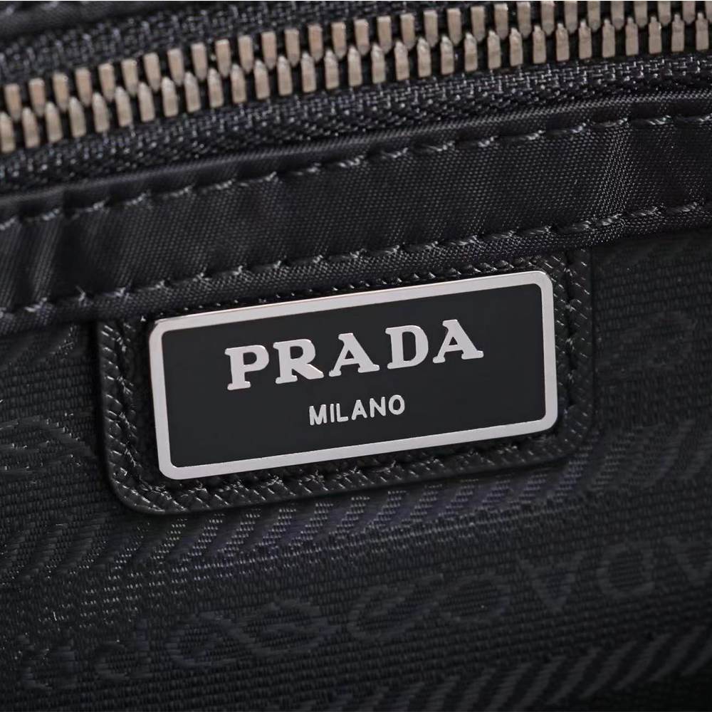 Pra*a Re-Nylon and Saffiano leather shoulder bag(HIGH-END GRADE)