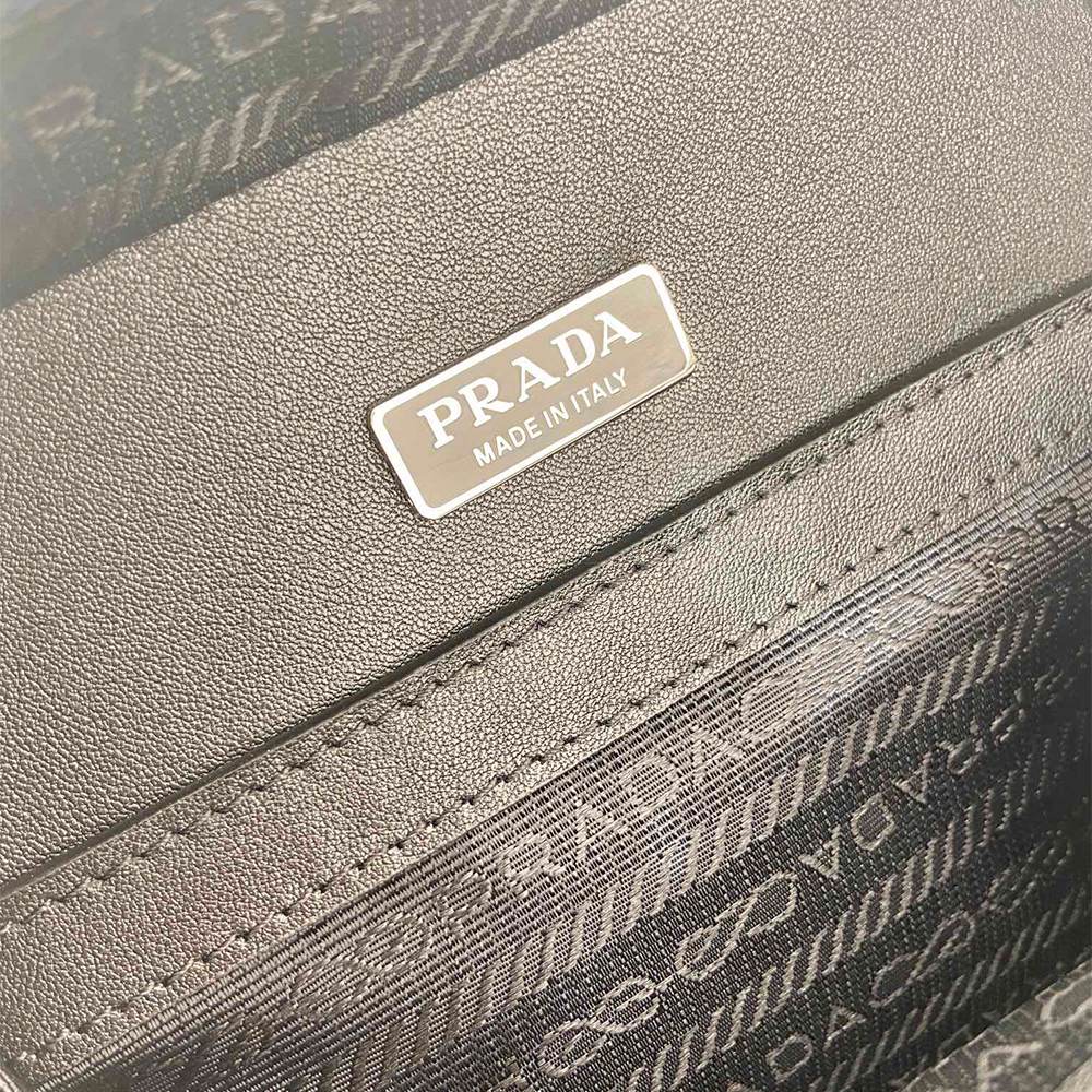 Pra*a Brique Saffiano leather bag(HIGH-END GRADE)