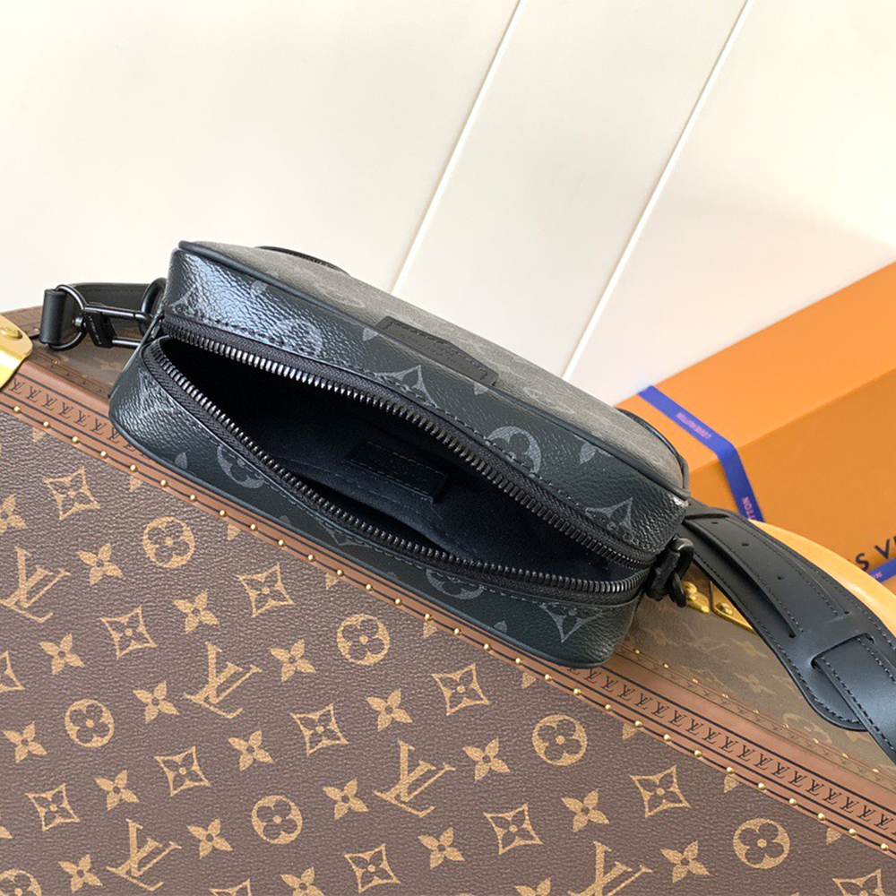 LV Trocadéro Wearable Wallet(HIGH-END GRADE)